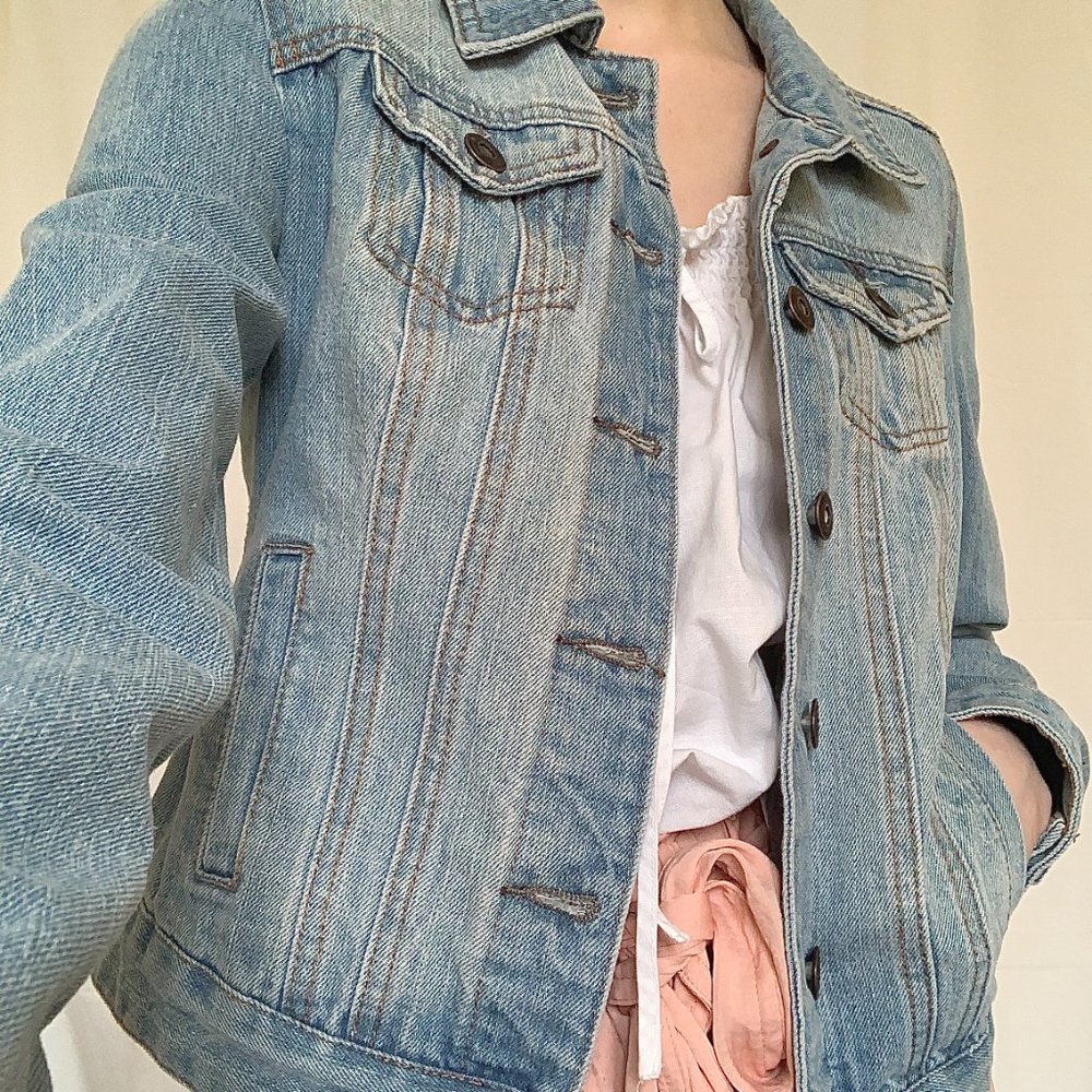 💙Faded Jean Jacket💙